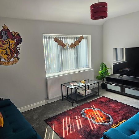 Potters Hideout- 2 Bedroom 2 Bathroom Apartment Watford  Eksteriør bilde