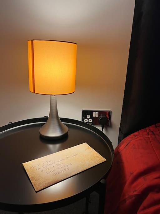 Potters Hideout- 2 Bedroom 2 Bathroom Apartment Watford  Eksteriør bilde
