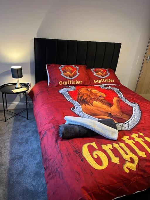 Potters Hideout- 2 Bedroom 2 Bathroom Apartment Watford  Eksteriør bilde